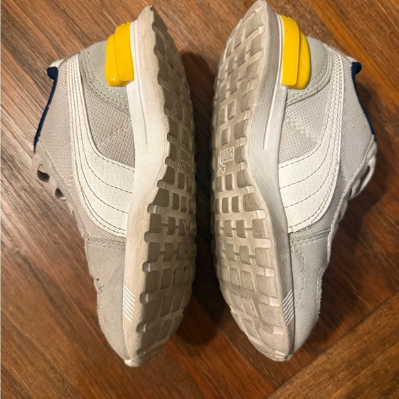 Puma Kids Slip On shoes  color White/Yellow/Gray size 12 - Picture 5 of 9